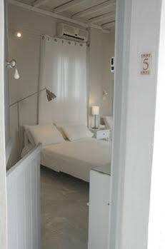Lucas Rooms Tinos Bagian luar foto